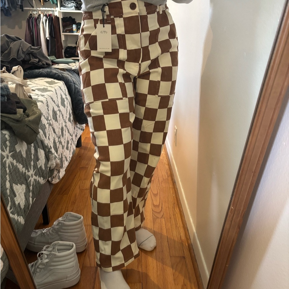 Brown and White Checkered Women's Cropped Pants